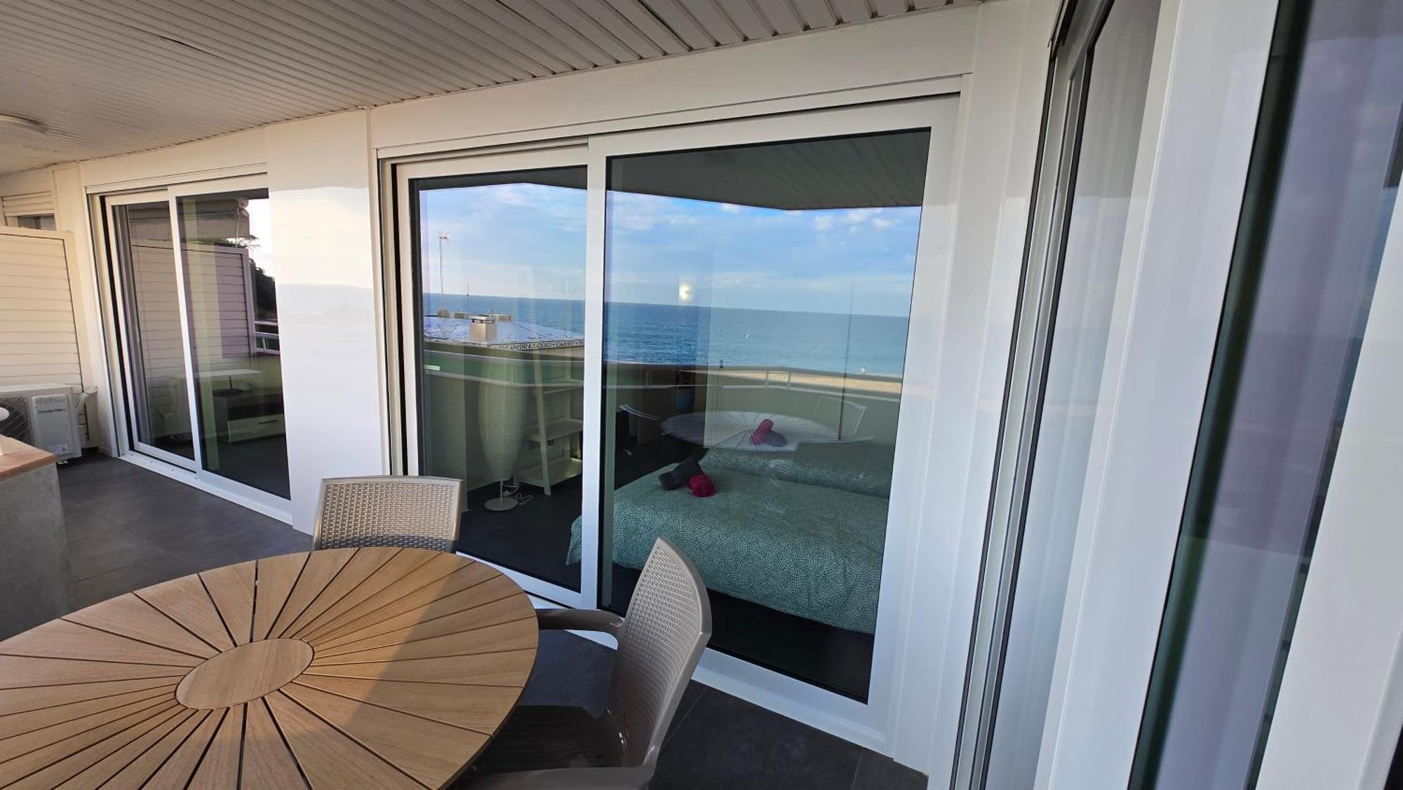 Apartments Paradise Lloret โยเรตเดมาร์ ภายนอก รูปภาพ