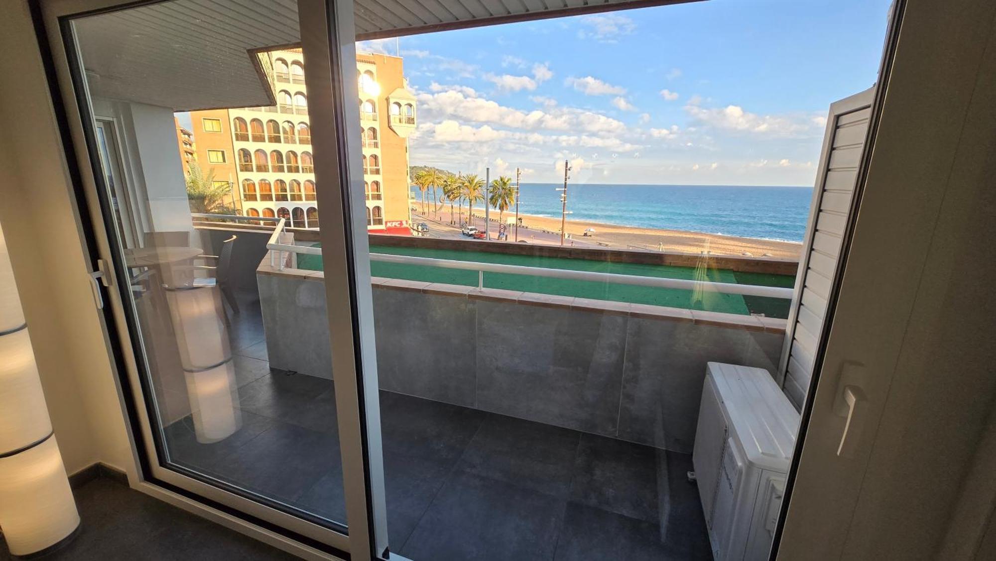 Apartments Paradise Lloret โยเรตเดมาร์ ภายนอก รูปภาพ